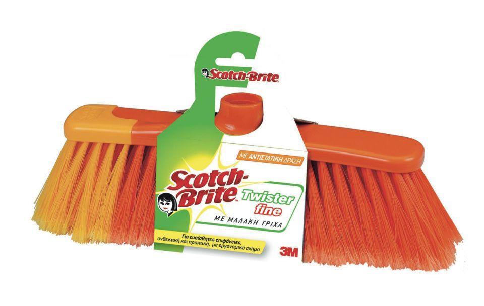 Σκούπα Fine Πορτοκαλί με Φαρδύ Βίδωμα Scotch-Brite (1 τεμ)